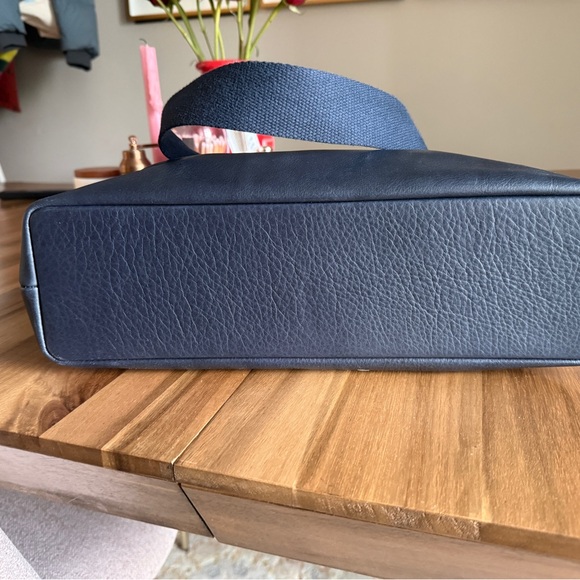 Blair Ritchey Mini Hugh - Picture 4 of 4